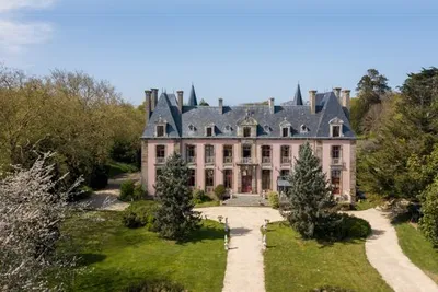 Château Hôtel du Colombier 4*