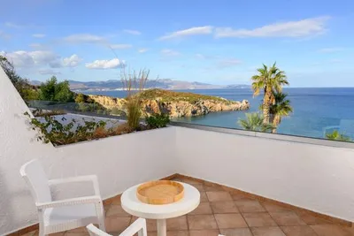 Hôtel Istron Bay 5*