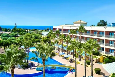 Hôtel Baia Grande 4*