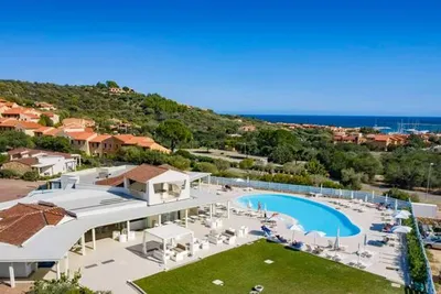 Piccolo Hôtel Porto Ottiolu 4*