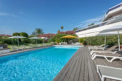 Hôtel Mercure Hyères 4*