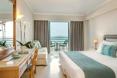 Hôtel Rhodos Maris