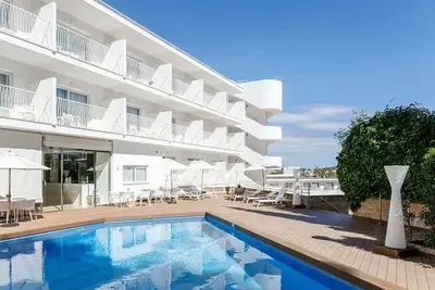 Hôtel Tora