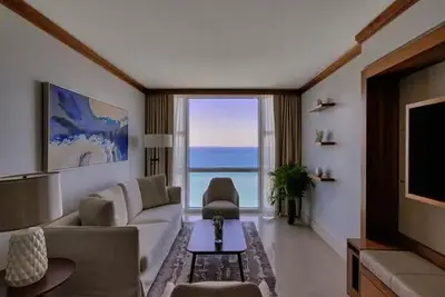 Hôtel Carillon Miami Wellness Resort