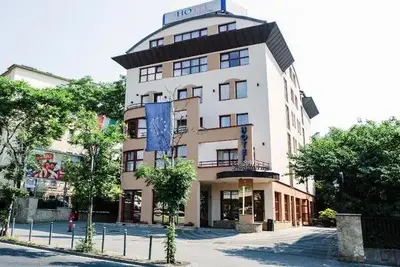 Hôtel Mediterran