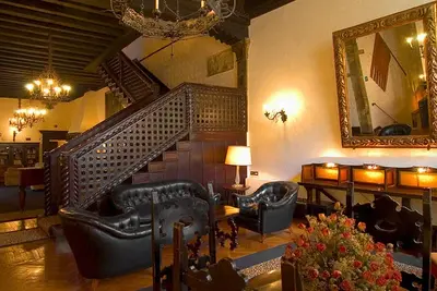 Hôtel Saturnia International