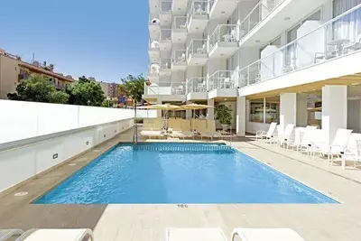 Hôtel Reina Isabel