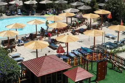 Hôtel Peridis Family Resort