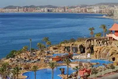Hôtel Holiday Riwo