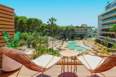 Hôtel Aubamar Suites & Spa