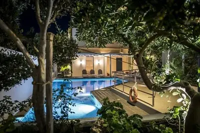 Hôtel Creta Elena