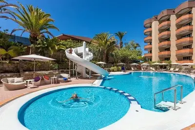 Hôtel Neptuno Adults Only