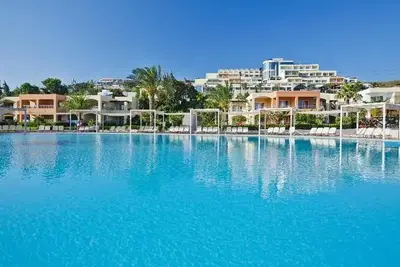 Hôtel Kipriotis Maris Suites