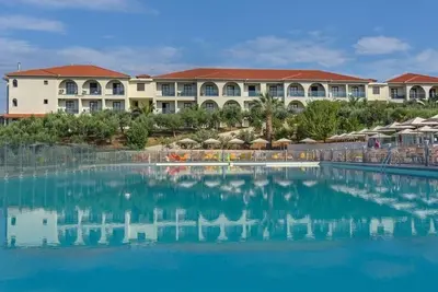 Hôtel Akrathos Beach