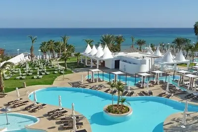 Hôtel Sunrise Pearl Hotel & Spa