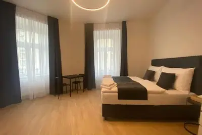 Hôtel Figaro Suites