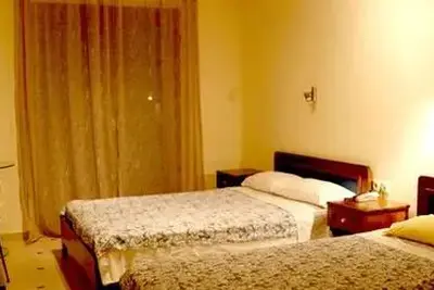 Hôtel Avra Hotel