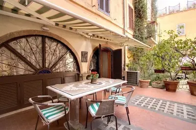 Hôtel Navona Garden Suites