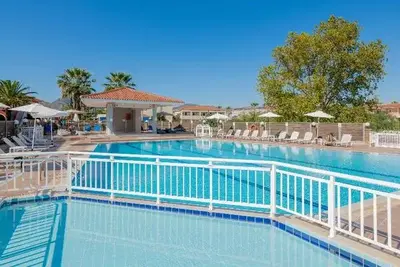 Hôtel Karras Hotel
