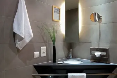 Hôtel Lazart Hotel