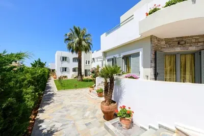 Hôtel Angela Studios And Apartments