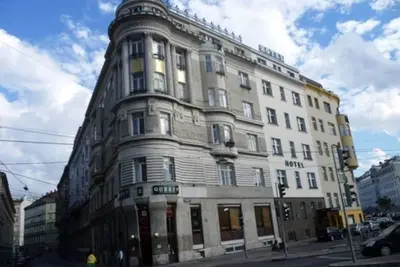 Hôtel Goldene Spinne