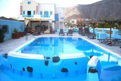 Hôtel Perissa Bay