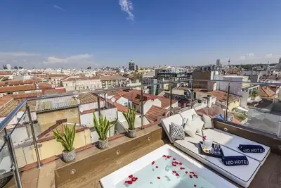 Hôtel H10 Villa De La Reina