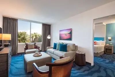 Hôtel Universal's Loews Sapphire Falls Resort