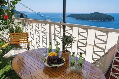 Hôtel Apartments Lora
