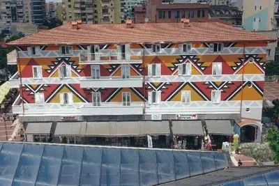 Hôtel Bazaar Hotel