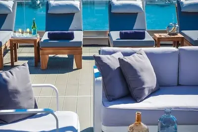 Hôtel Cosmopolis Crete Suites