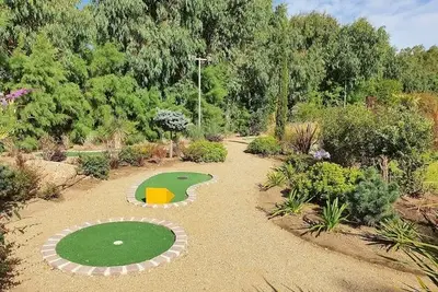 Hôtel Camping La Pinede
