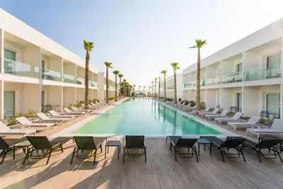 Hôtel White Dreams Resort