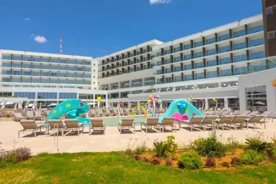 Hôtel Chrysomare Beach Hotel & Resort