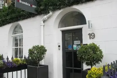 Hôtel Alhambra Hotel