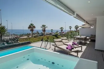 Hôtel Baobab Suites