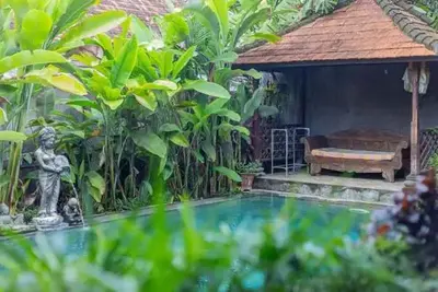 Hôtel Sari Bamboo Bungalows