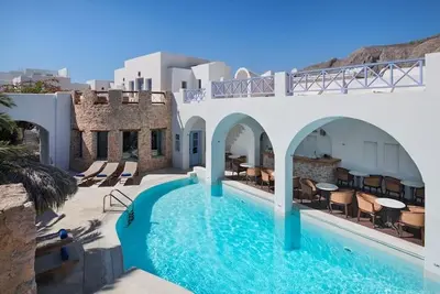 Hôtel Meltemi Luxury Suites