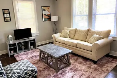 Image de Lovely 2br/1ba Gem - Only 10 Minutes to Downtown Charleston!