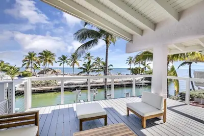 Image de Spectacular Oceanfront Views 3 bed/bath Villa with Amazing Views!