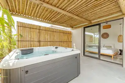 Image de Villa Kasbar 4* || idéal couple || spa privé || entre Bordeaux & St-Emilion