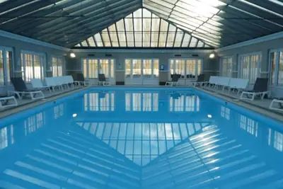 Image de Apt 4 pers piscine, parking/linge lit et de toilette, lits faits avt l'arrivée