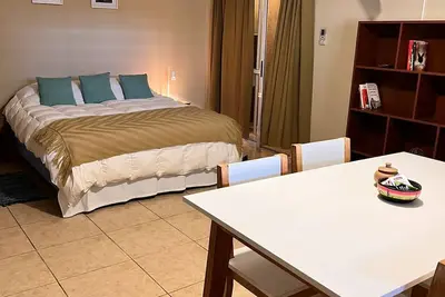 Image de Acogedor y Moderno Monoambiente en Rivadavia, Ideal Para Parejas