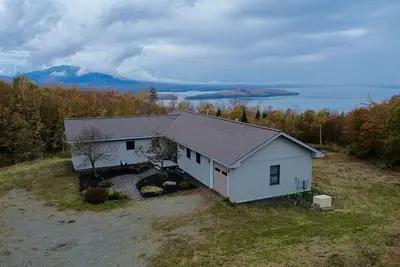 Image de Summit House - House on Blair Hill