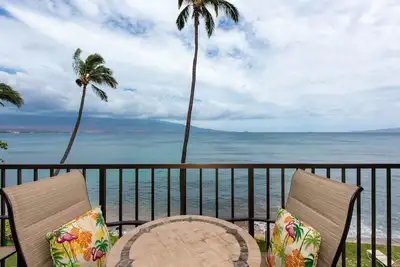 Image de Amazing Oceanfront Maui - Watch the whales right from the balcony