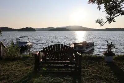 Image de Tupper Lake Lakefront Retreat