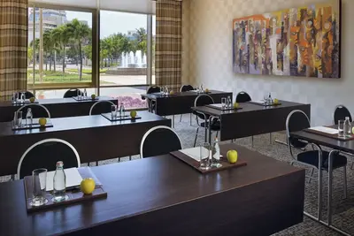 Image de 5 star facility with great views, full kitchen, & strong Wi-Fi. \n