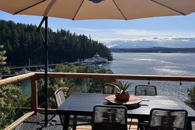 Image de Brand New 2 Bedroom Oceanside Cabin w/ Spectacular Ocean views & Pet Friendly! \n
