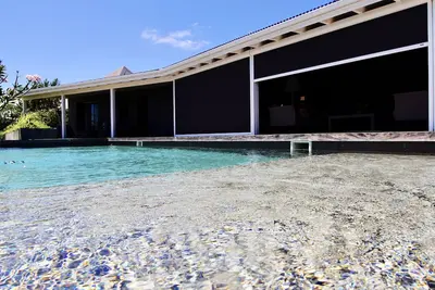 Image de Villa Okonjima, Vue imprenable sur l'Ocean, piscine 8x4 hauteurs de Devet